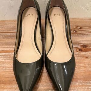 Marc Fisher Women's Dark Gray Patent Leather Heels. Size 8M